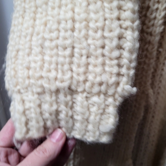 Handmade vintage wool jacket/cardigan - Picture 4 of 6